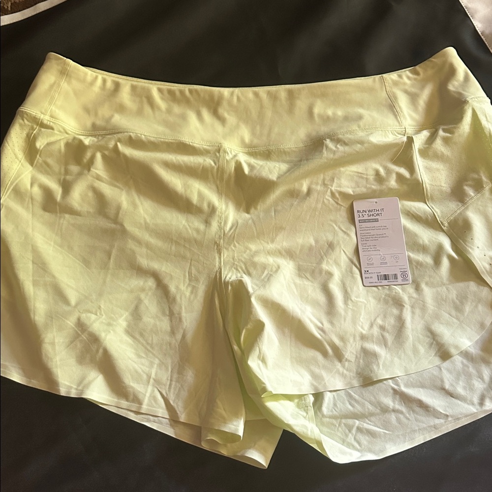 Athleta Women's Athletic Shorts in Soft Yellow
